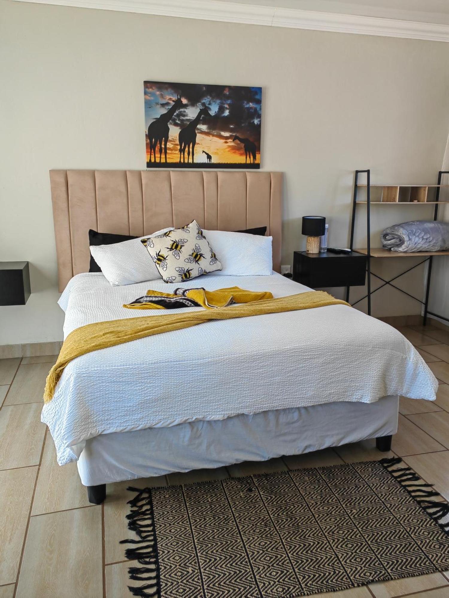 Back Of The Moon Guesthouse Kuruman Exteriér fotografie